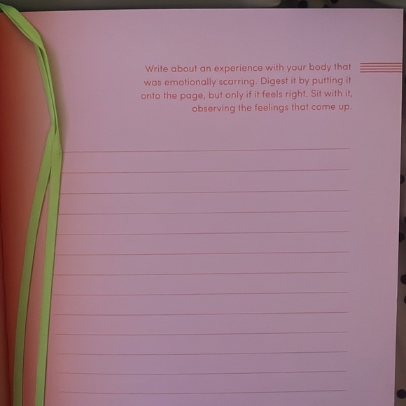 Blank Being in your Body positivity journal by Fariha Roisin - Picture 4 of 10